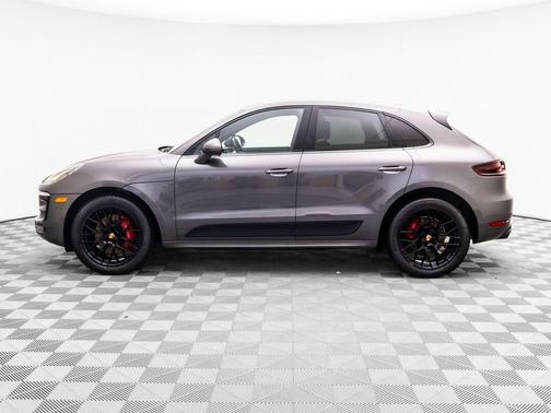 Agate Grey Metallic 2018 Porsche Macan Macan GTS