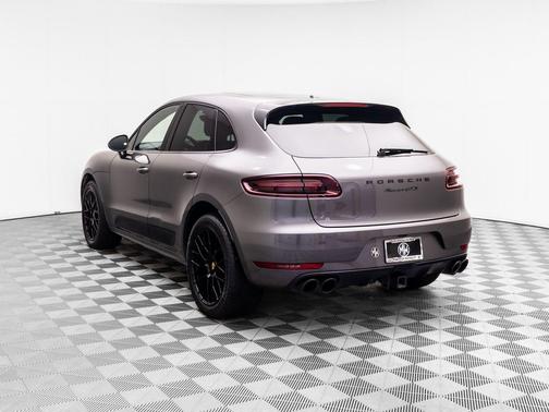 Agate Grey Metallic 2018 Porsche Macan Macan GTS