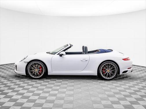 2017 Porsche 911 Carrera S