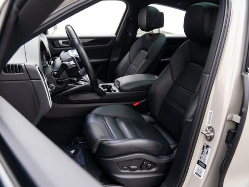 2023 Porsche Cayenne Cayenne