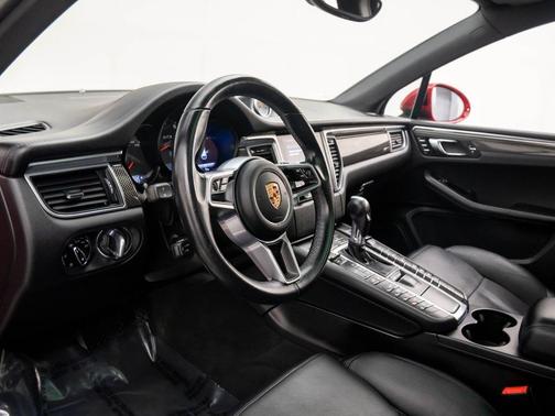 2017 Porsche Macan GTS