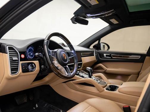 2019 Porsche Cayenne Cayenne