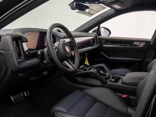2026 Porsche Cayenne Turbo GT