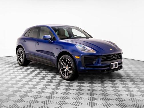 2025 Porsche Macan 