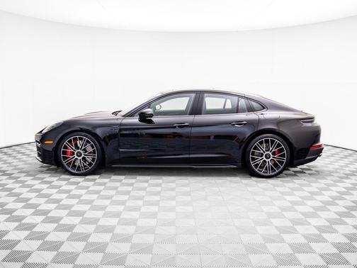 2026 Porsche Panamera Turbo E-Hybrid