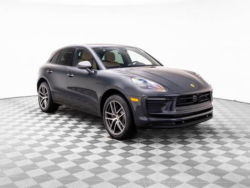 2026 Porsche Macan 