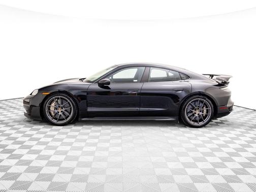 2026 Porsche Taycan Turbo GT w/Weissach Package