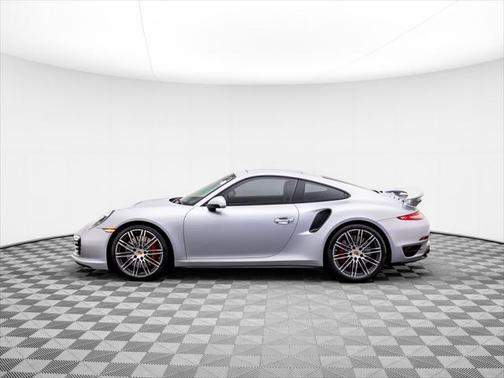 2015 Porsche 911 Turbo