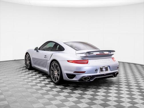 2015 Porsche 911 Turbo