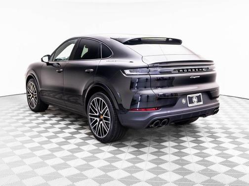Chromite Black Metallic 2026 Porsche Cayenne Cayenne