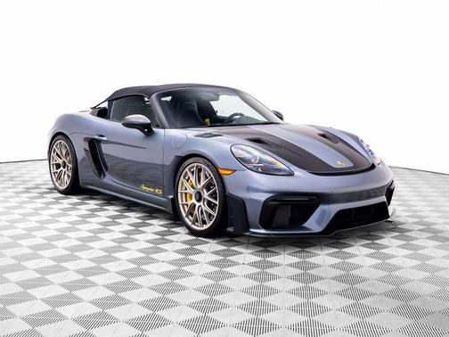 Vanadium Gray Metallic 2025 Porsche 718 Spyder RS