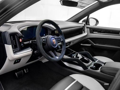 2026 Porsche Cayenne S