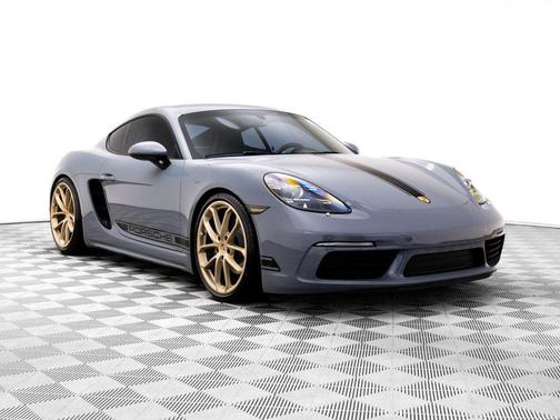 2024 Porsche 718 Cayman Style Edition