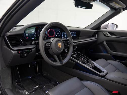 2021 Porsche 911 Carrera 4S Cabriolet