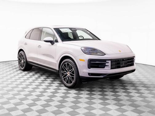 Chalk 2026 Porsche Cayenne Cayenne