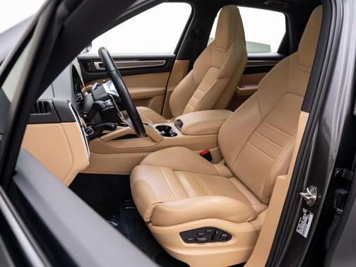 2023 Porsche Cayenne Cayenne