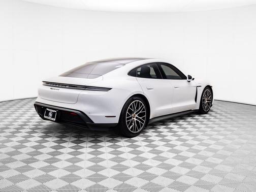 2021 Porsche Taycan 4S