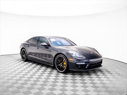 2021 Porsche Panamera Turbo S