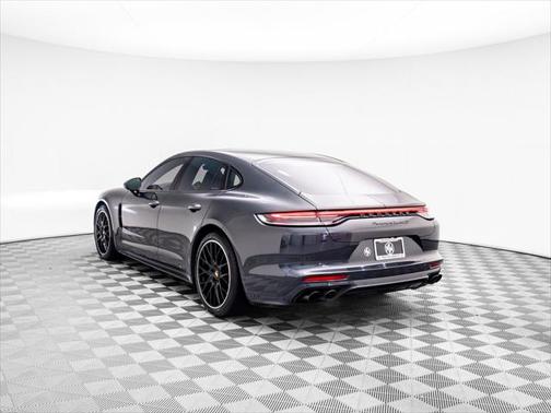 2021 Porsche Panamera Turbo S