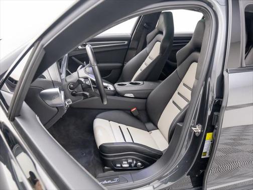 2021 Porsche Panamera Turbo S