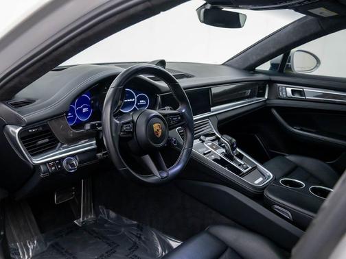 2021 Porsche Panamera Turbo S