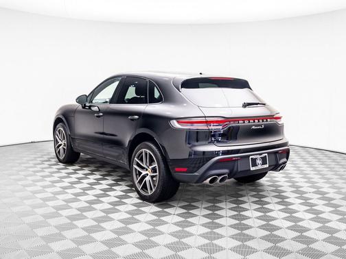 2025 Porsche Macan S