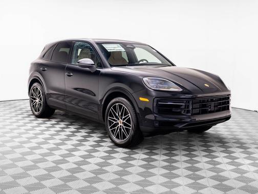 Chromite Black Metallic 2026 Porsche Cayenne Cayenne