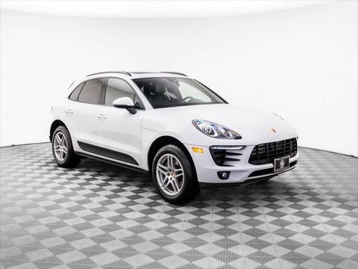 2018 Porsche Macan Base