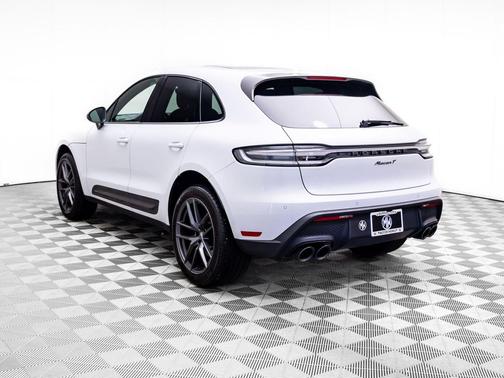 Carrara White Metallic 2023 Porsche Macan Macan T