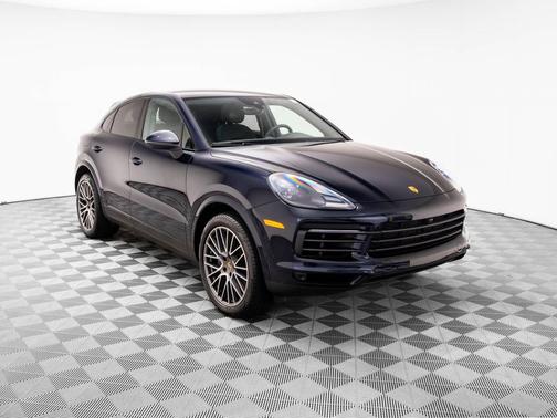 2023 Porsche Cayenne Platinum Edition