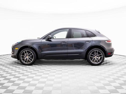 2025 Porsche Macan 