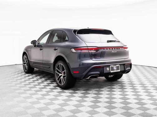 2025 Porsche Macan 