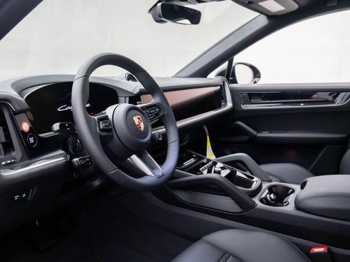 2025 Porsche Cayenne 