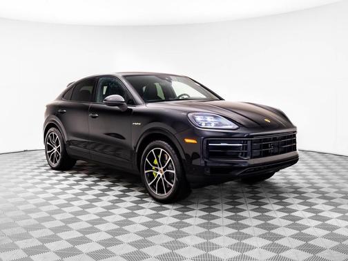 2025 Porsche Cayenne 