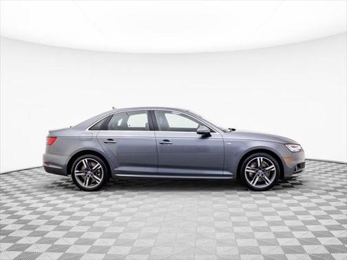 2017 Audi A4 2.0T Prestige