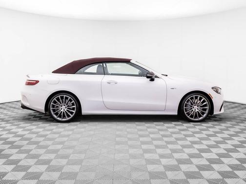 MANUFAKTUR Moonlight White 2022 Mercedes-Benz AMG E 53 4MATIC