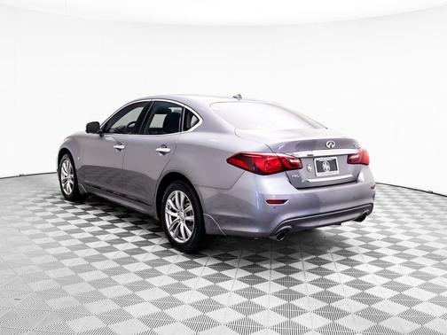 2015 INFINITI Q70 3.7X