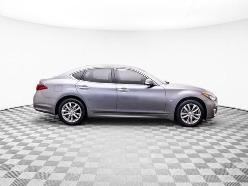 2015 INFINITI Q70 3.7X