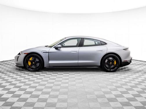 2021 Porsche Taycan Turbo S