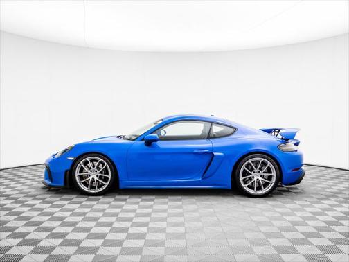 2023 Porsche 718 Cayman GT4