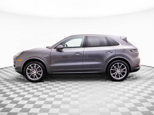 2024 Porsche Cayenne