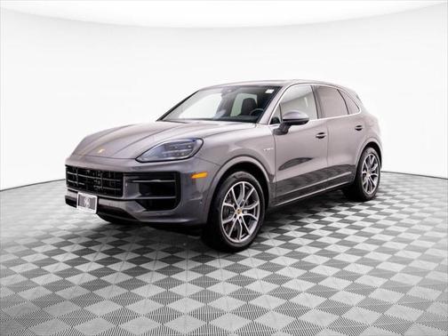 2024 Porsche Cayenne E-Hybrid S