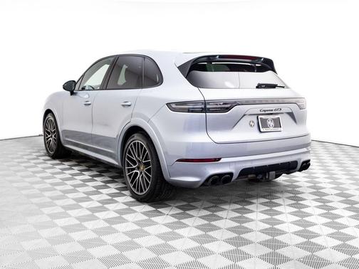 2021 Porsche Cayenne GTS