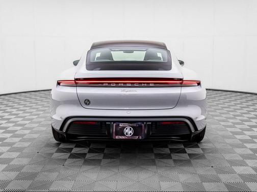 2021 Porsche Taycan 