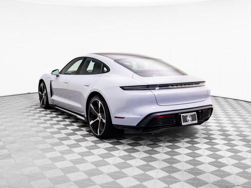 2021 Porsche Taycan 