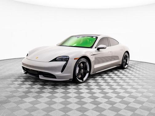 2021 Porsche Taycan Turbo