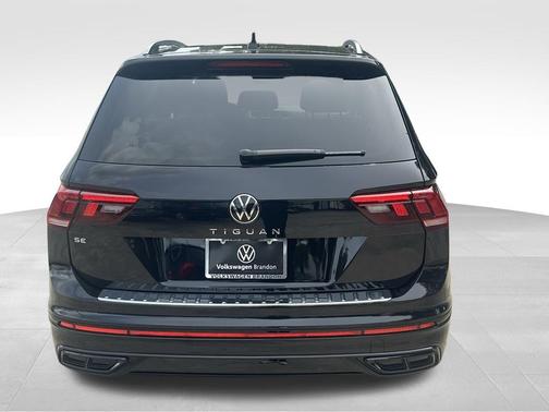 2024 Volkswagen Tiguan 2.0T SE R-Line Black