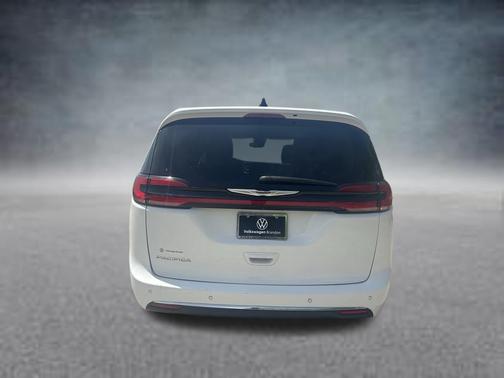 Bright White Clearcoat 2023 Chrysler Pacifica Touring L