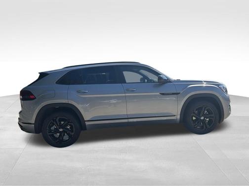 2026 Volkswagen Atlas Cross Sport 2.0T SEL
