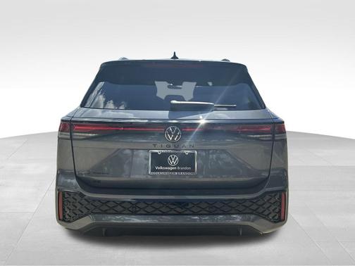 2025 Volkswagen Tiguan 2.0T SE R-Line Black